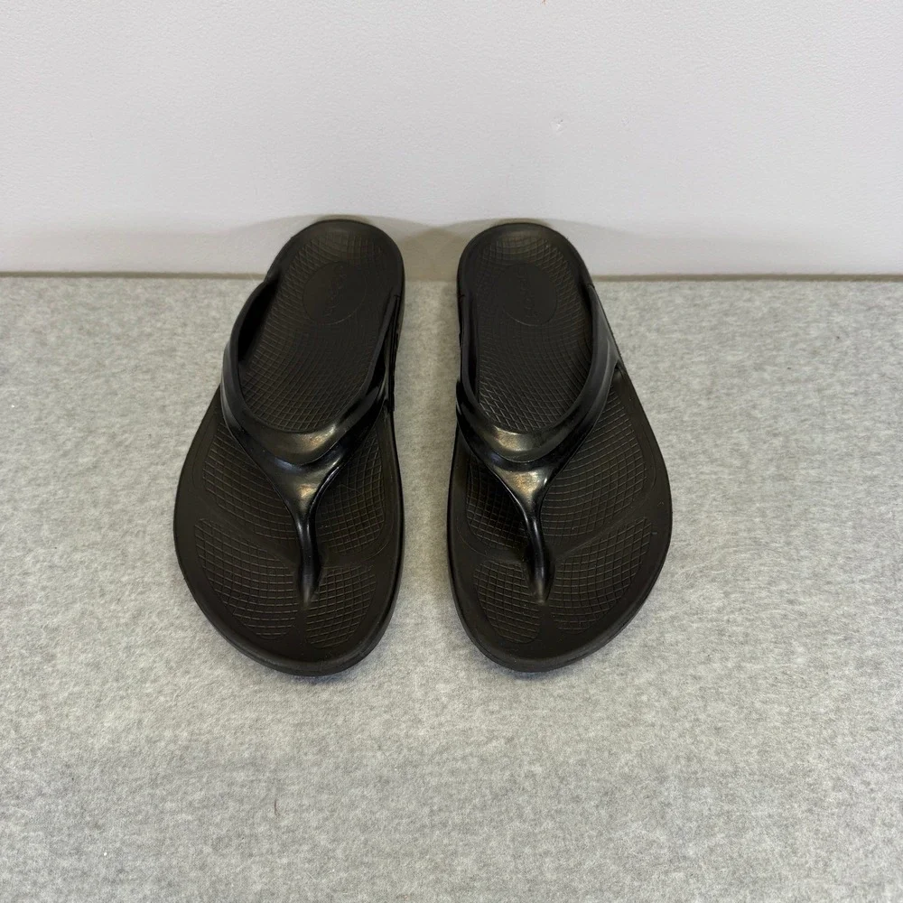 OOFOS OOriginal Recovery Sandal Black Womens Size 8 Thong Flip Flop Comfort